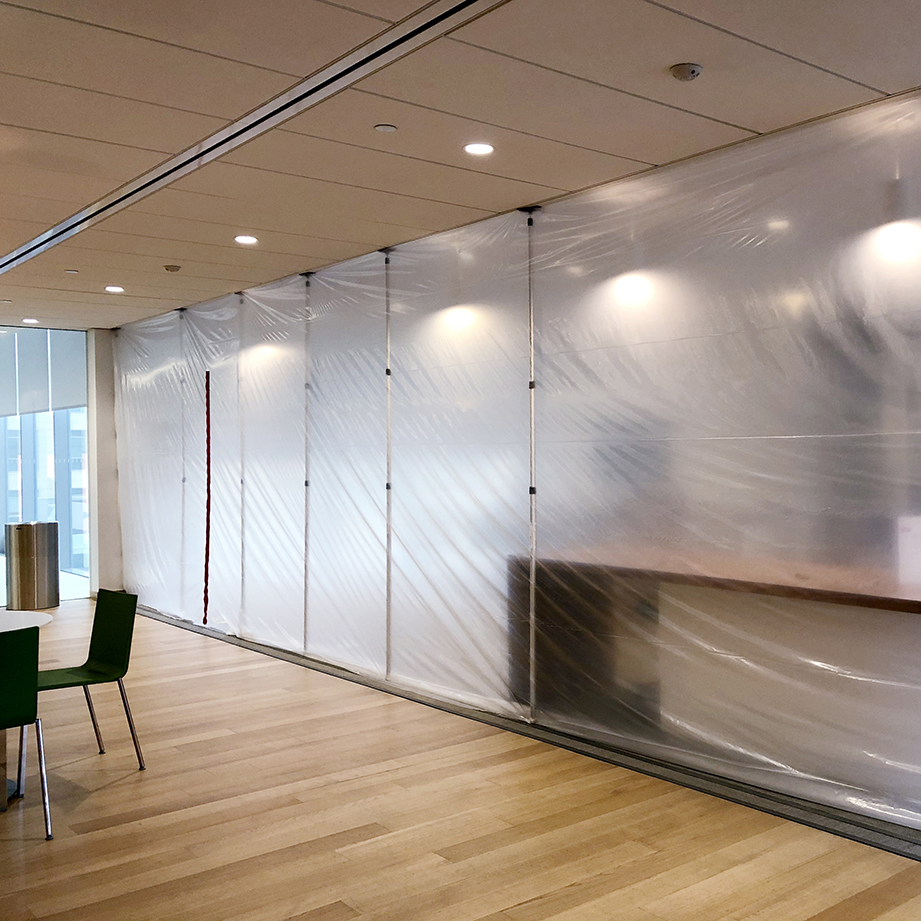 zipwall-commercial-remodeling-mixed-poles